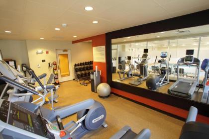 Hilton Garden Inn Oakbrook Terrace - image 9