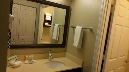 Staybridge Suites Chicago-Oakbrook Terrace an IHG Hotel - image 2