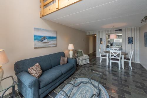 304C - Lakefront One Bedroom Condo with Fireplace & Balcony! - image 2