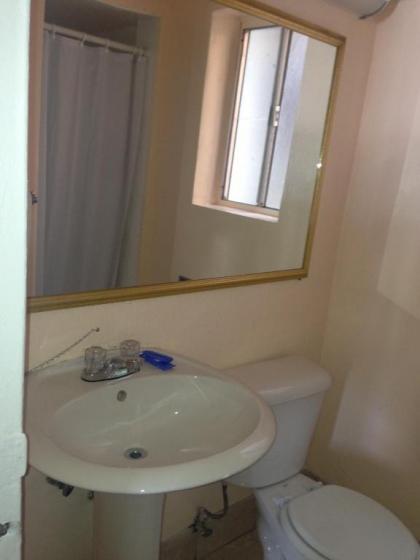 Americas Best Value Inn - Downtown Oakland/Lake Merritt - image 13