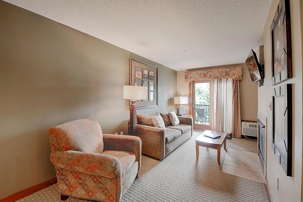 A207- One bedroom suite has a private balcony to enjoy views of the lake! - main image