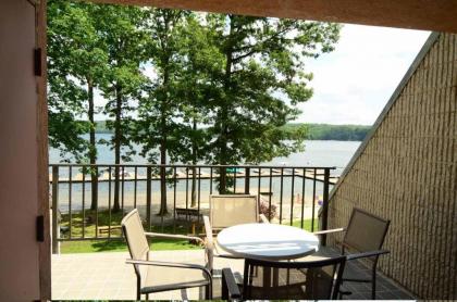 205A - Lakefront Efficiency Condo Expansive Lake Views Fireplace Free WIFI! - image 2