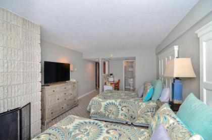 301D - Lakefront 2 Bedroom Condo with 2 Baths Free WIFI! - image 10