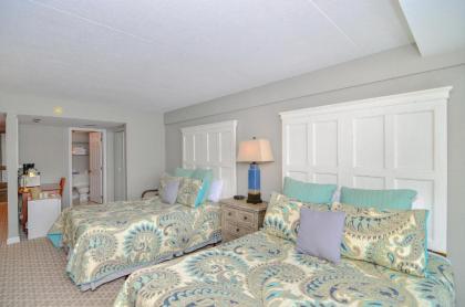 301D - Lakefront 2 Bedroom Condo with 2 Baths Free WIFI! - image 8