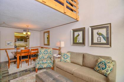 305E - Lakefront 3 Bedroom Condo with 3 Baths Sleeps 8 Free WIFI! - image 6