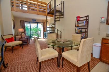 710H - Lakefront Studio Condo with Full Kitchen Free WIFI! - image 1