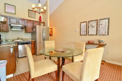 710H - Lakefront Studio Condo with Full Kitchen Free WIFI! - image 8