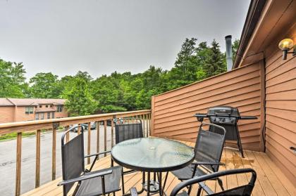 Peaceful Townhome Less Than 1 Mi to Deep Creek Lake! - image 2