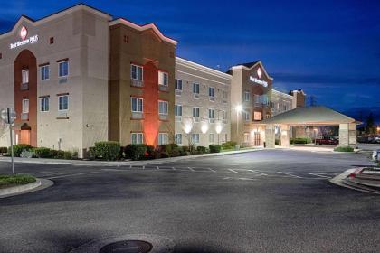 Best Western Plus Delta Inn & Suites - image 1