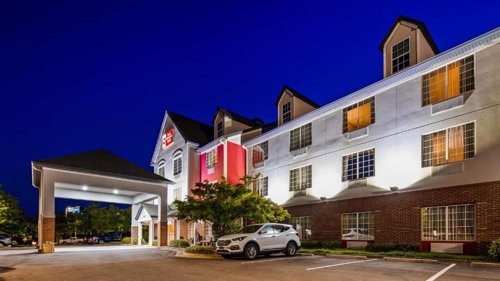 Best Western Plus Lake Lanier Gainesville Hotel & Suites - main image