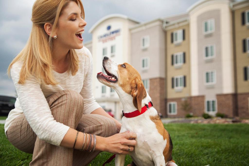 Candlewood Suites - Ocala I-75 an IHG Hotel - image 2