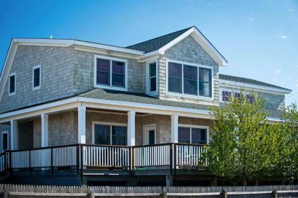 Fire Island Home-Deck Grill and Stunning Bay Views!