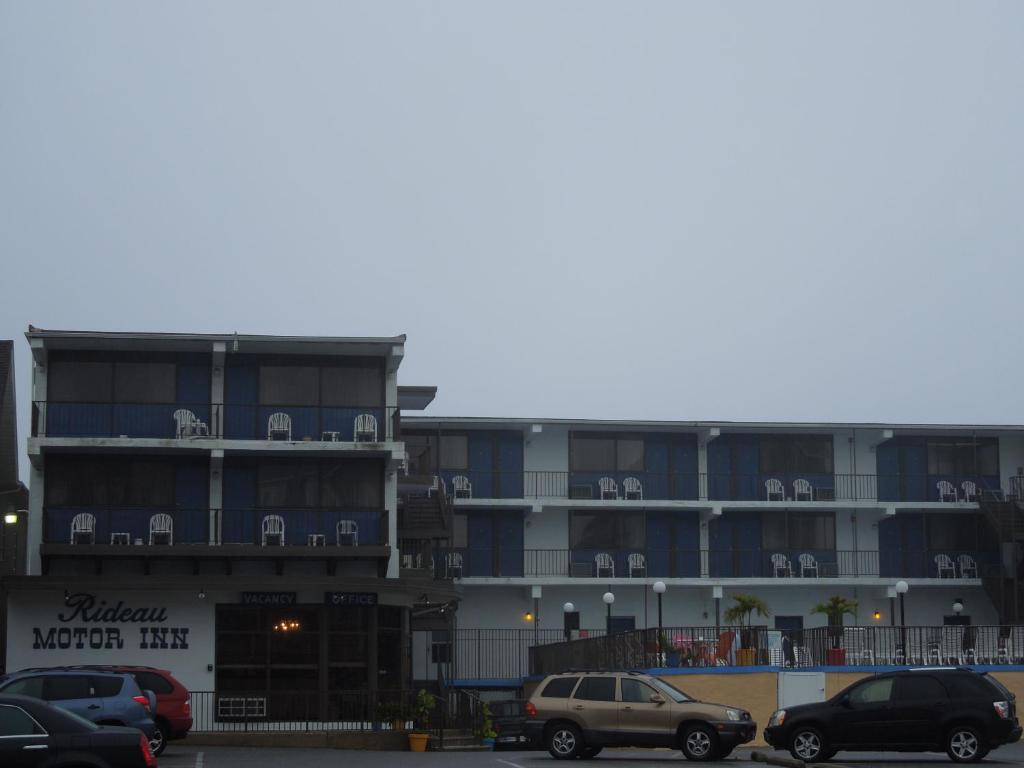 Rideau Oceanfront Motel - image 2