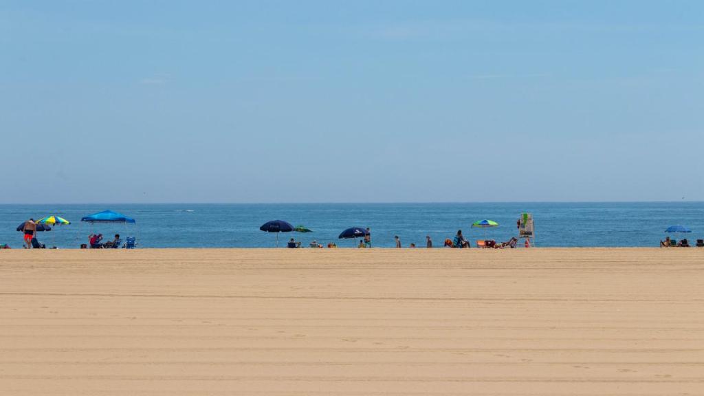 Rideau Oceanfront Motel - image 3