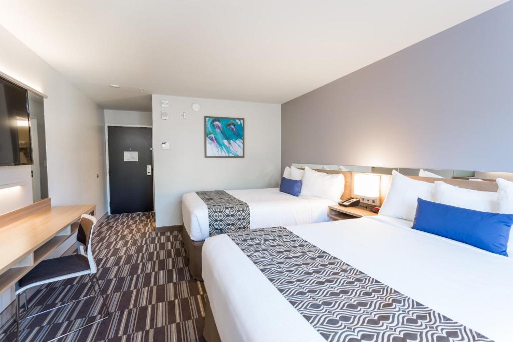 Microtel Inn & Suites by Wyndham Ocean City - image 2