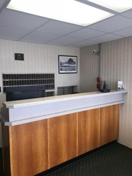 Surf Inn Suites - image 4