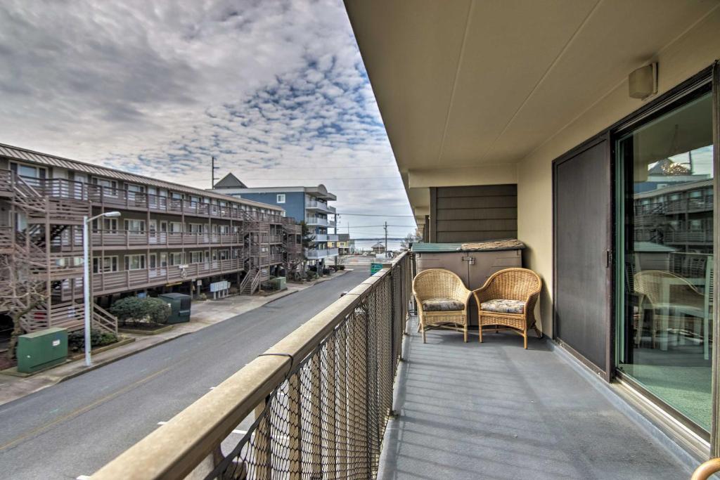 Ocean City Condo - Walk to the Beach! - image 2