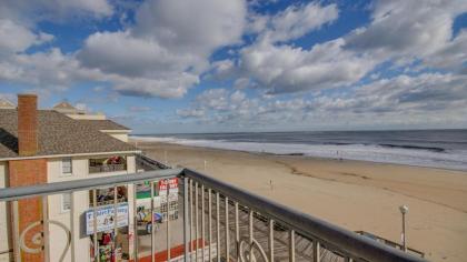 Americana Motor Inn on Boardwalk - image 10