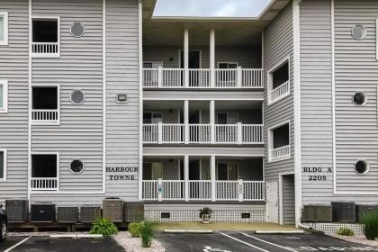 Harbour Towne 304E - image 8