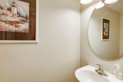 Sunset Beach Condos - image 13