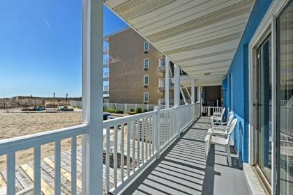 Dog-Friendly Escape with Direct Beach Access! - image 17