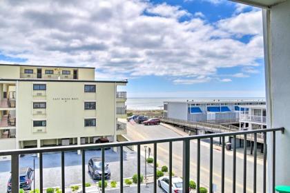 Charming Ocean City Condo 4 mi to Boardwalk