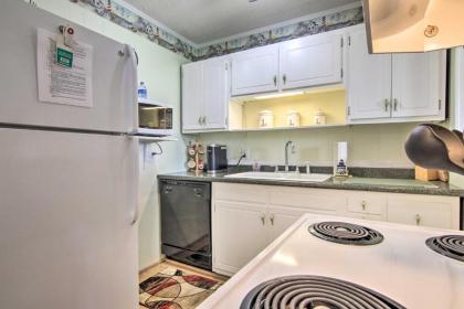 Family-Friendly Condo with Pool Walk to Beach! - image 12