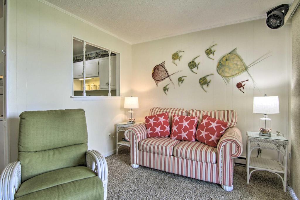 Family-Friendly Condo with Pool Walk to Beach! - image 5