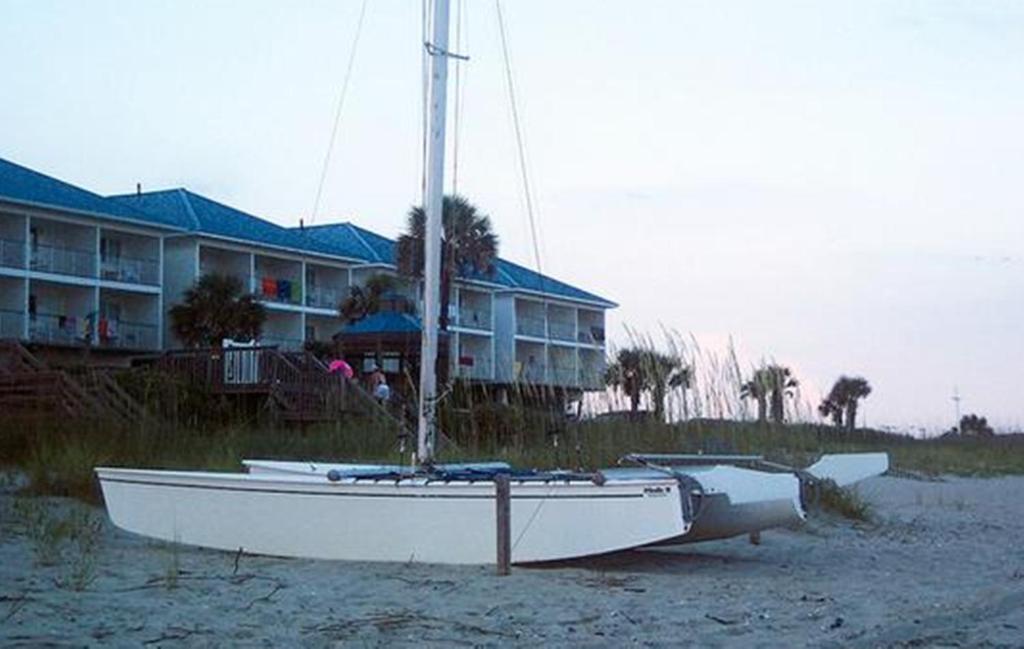 Ocean Isle Inn - image 4