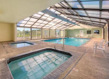 WorldMark Surfside Inn - image 14