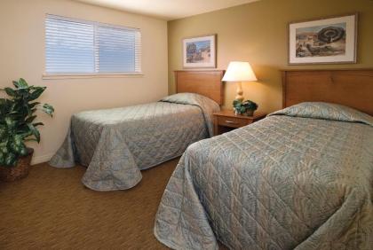 WorldMark Surfside Inn - image 9