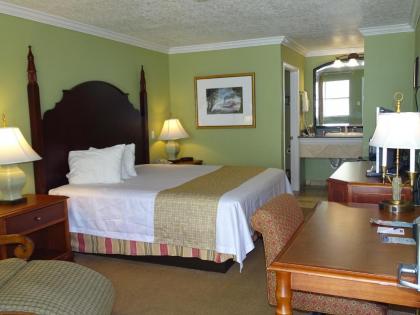 Travelodge by Wyndham Ocean Springs - image 6