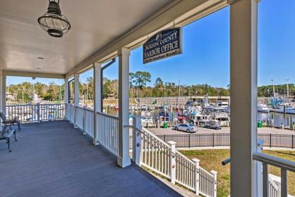 Harbor Oaks Haven Walk to Front Beach and Downtown! - image 13