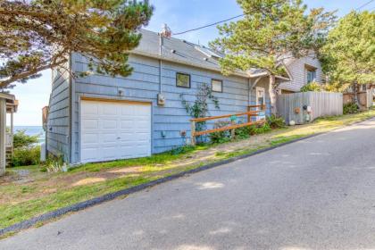 Oceanfront Cottage - image 8