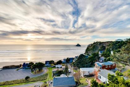 Oceanside Oasis Oceanside Oregon