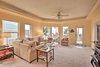 Oceanside Beach Home with 180-Degree Views! - image 10