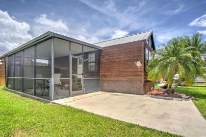 Everglades City Cabin with Boat Slip and Pool Access! - image 13