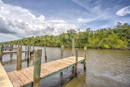 Everglades City Cabin with Boat Slip and Pool Access! - image 14