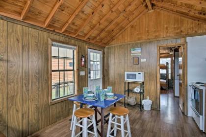 Everglades City Cabin with Boat Slip and Pool Access! - image 3