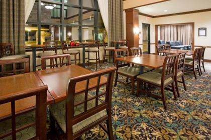 Staybridge Suites Milwaukee West-Oconomowoc an IHG Hotel - image 15