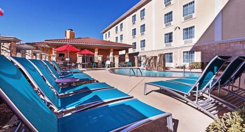 TownePlace Suites by Marriott Odessa - image 2