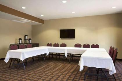 Microtel Inn & Suites by Wyndham Odessa TX - image 2