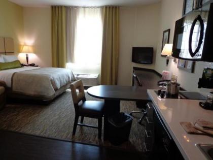 Candlewood Suites Odessa an IHG Hotel - image 3