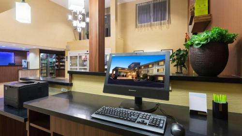 Fairfield Inn & Suites by Marriott Odessa - image 5