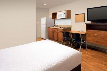 WoodSpring Suites Odessa - image 2