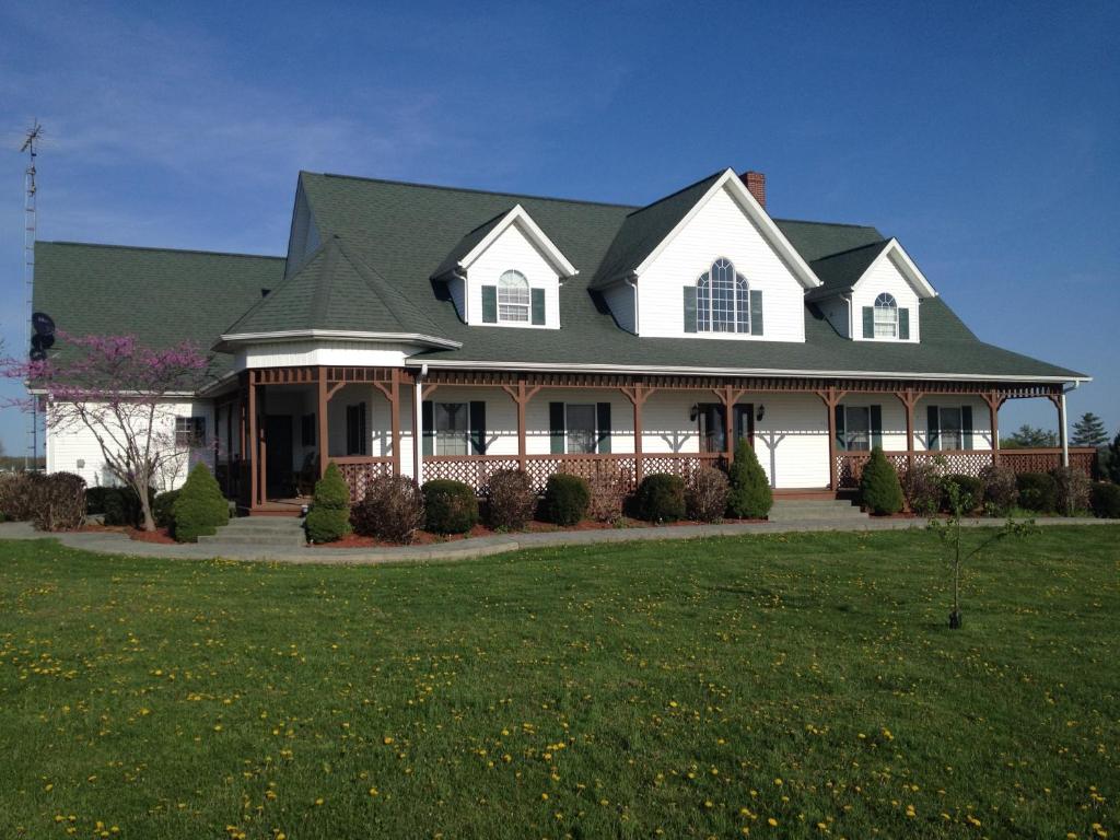 Green Gables Bed & Breakfast - main image