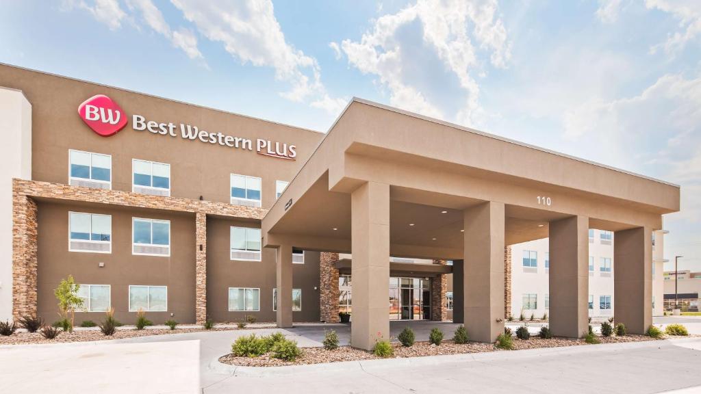 Best Western Plus Ogallala Inn - main image