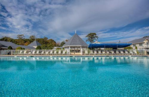 Ogunquit Hotel and Suites - main image