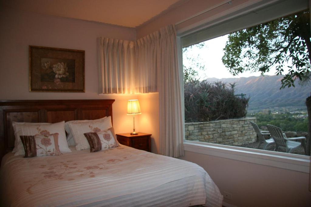 Ojai Retreat & Inn - image 3