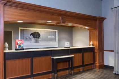 Hampton Inn & Suites East Lansing - image 13